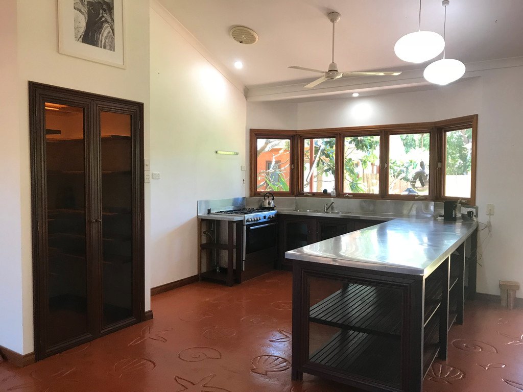 22 Aarons Drive CABLE BEACH 4