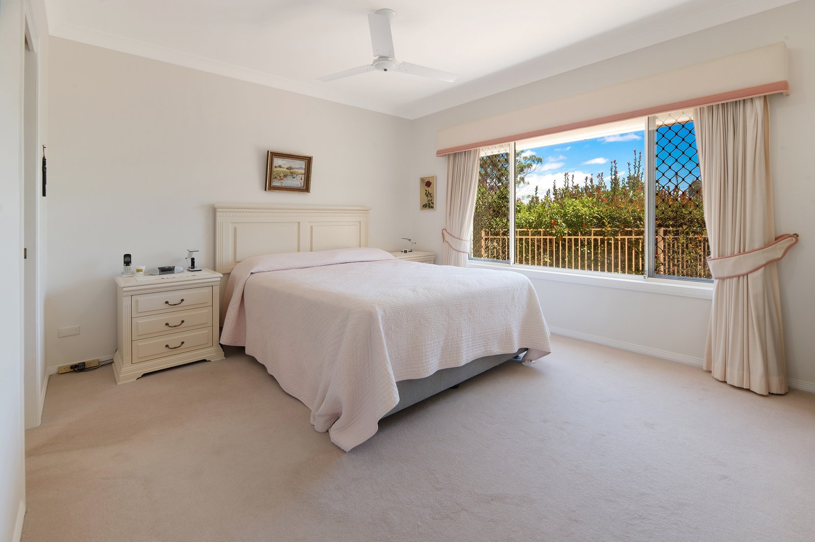 22 Abby Crescent ASHMORE 14