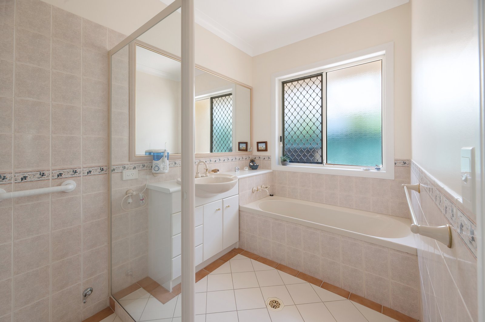 22 Abby Crescent ASHMORE 18