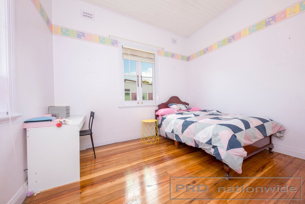 22 Aberglasslyn Road RUTHERFORD 9