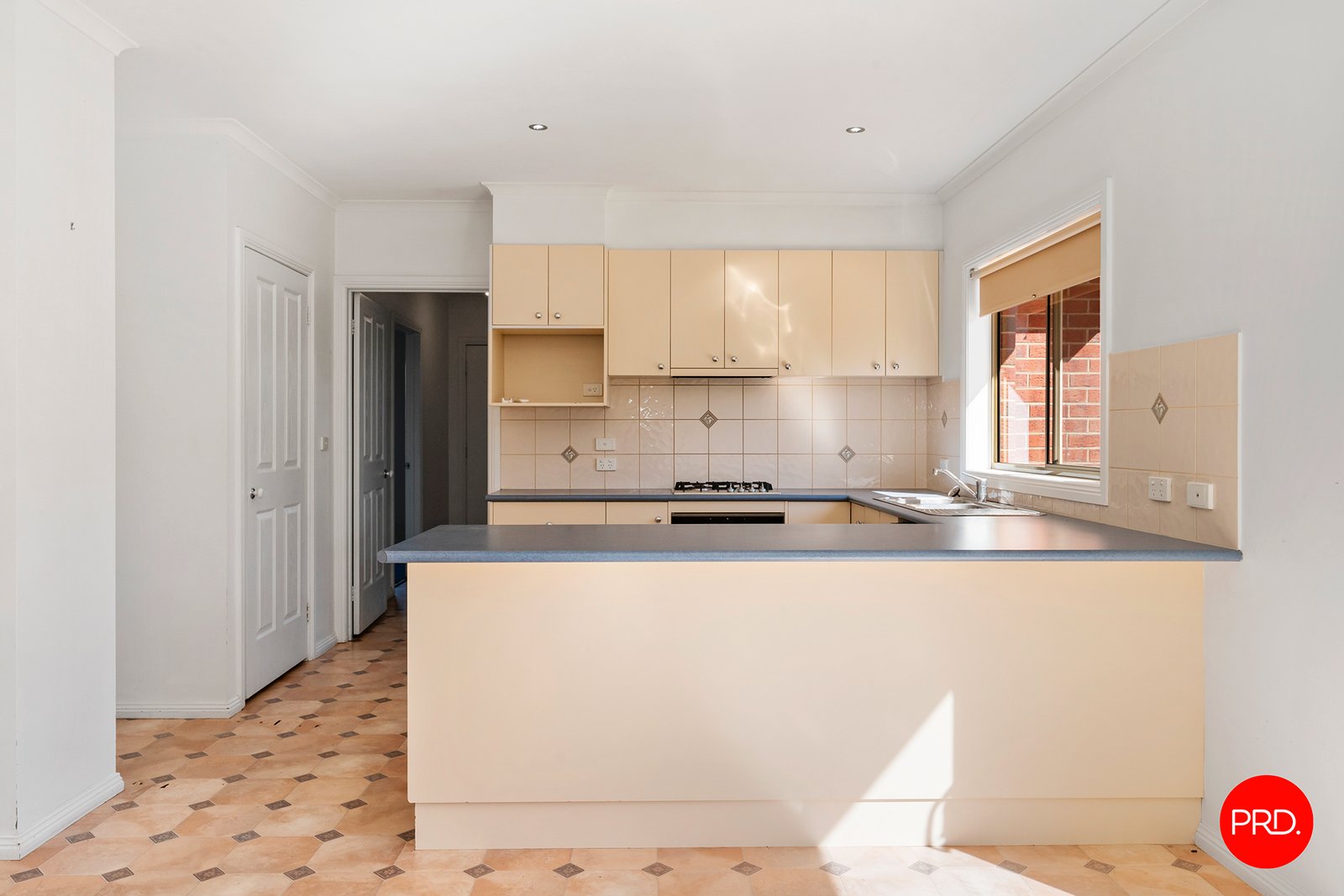 22 Alpina Place KANGAROO FLAT 3