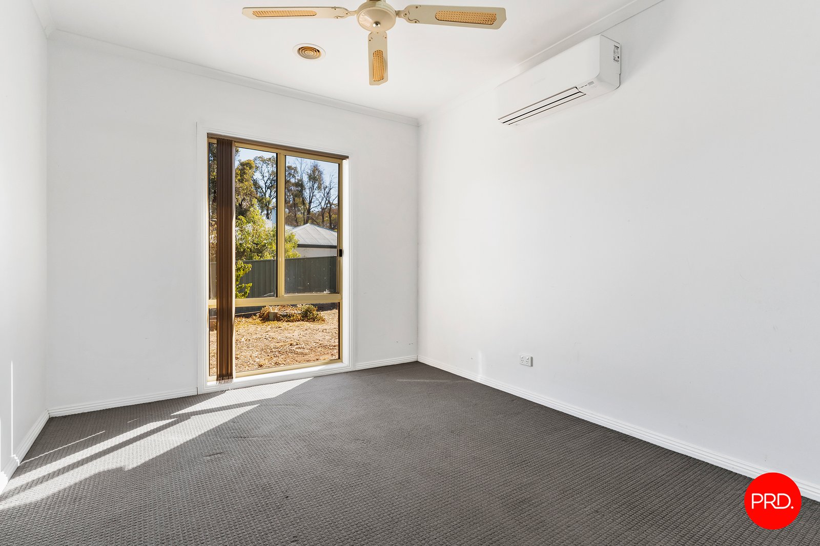 22 Alpina Place KANGAROO FLAT 10
