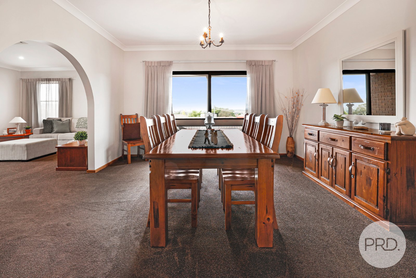 22 Amaroo Road TAMWORTH 5