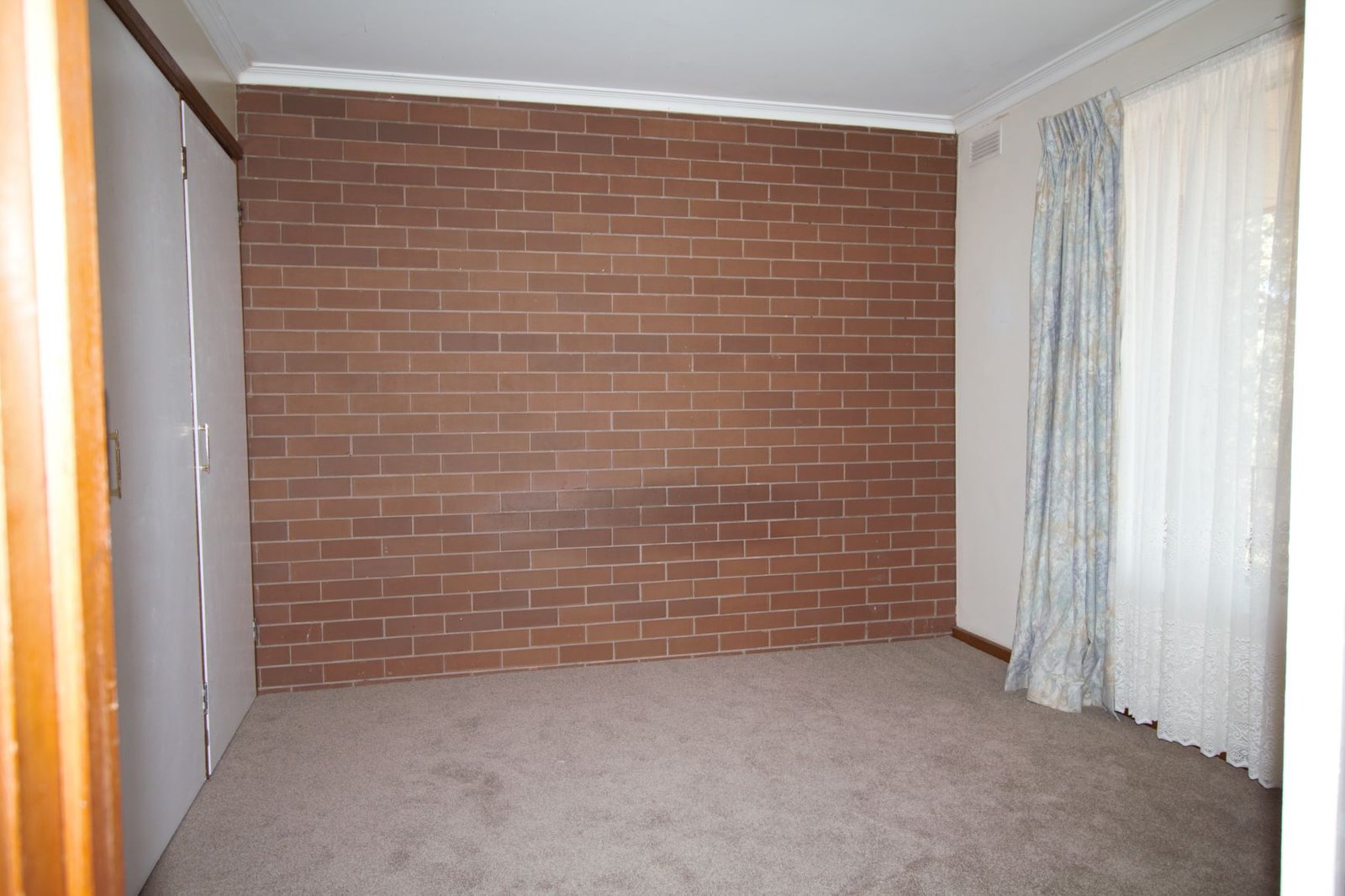 2/2 Aquila Court BALLARAT NORTH 3