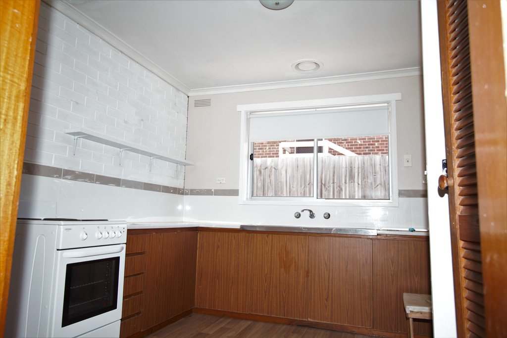 2/2 Aquila Court BALLARAT NORTH 4