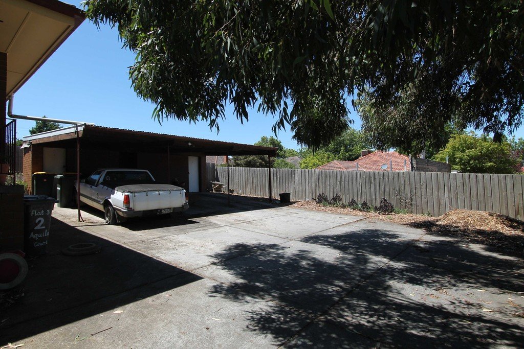 2/2 Aquila Court BALLARAT NORTH 6