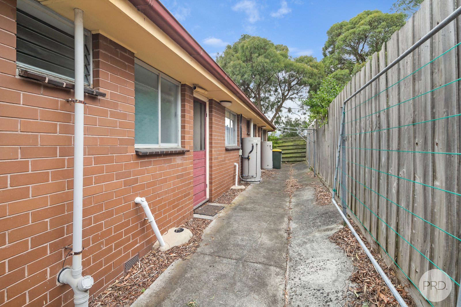 2/2 Aquila Court BALLARAT NORTH 9