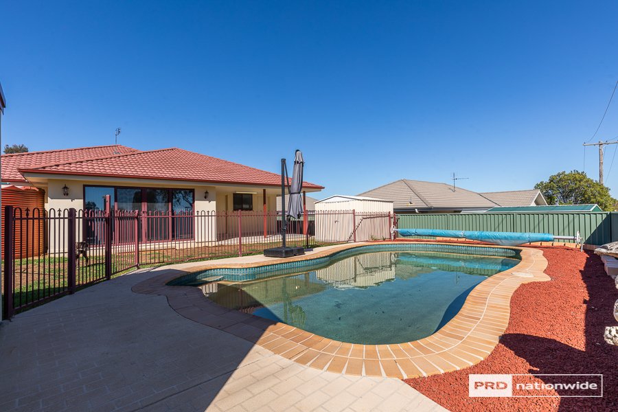 22 Banksia Street TAMWORTH 18