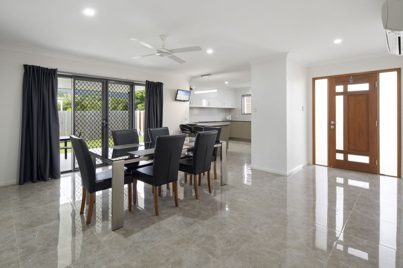 22 Beames Crescent CANNON VALLEY 2