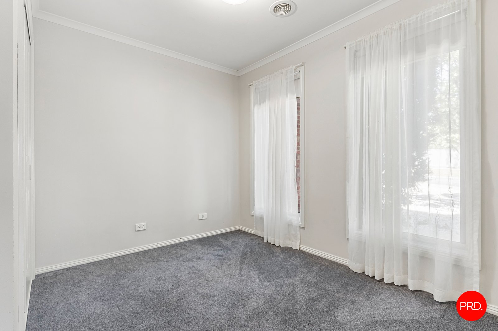 22 Bell Street IRONBARK 12