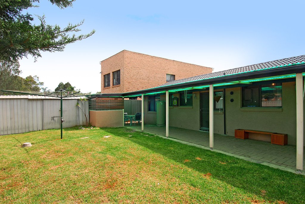 22 Bloodwood Place ALBION PARK RAIL 2