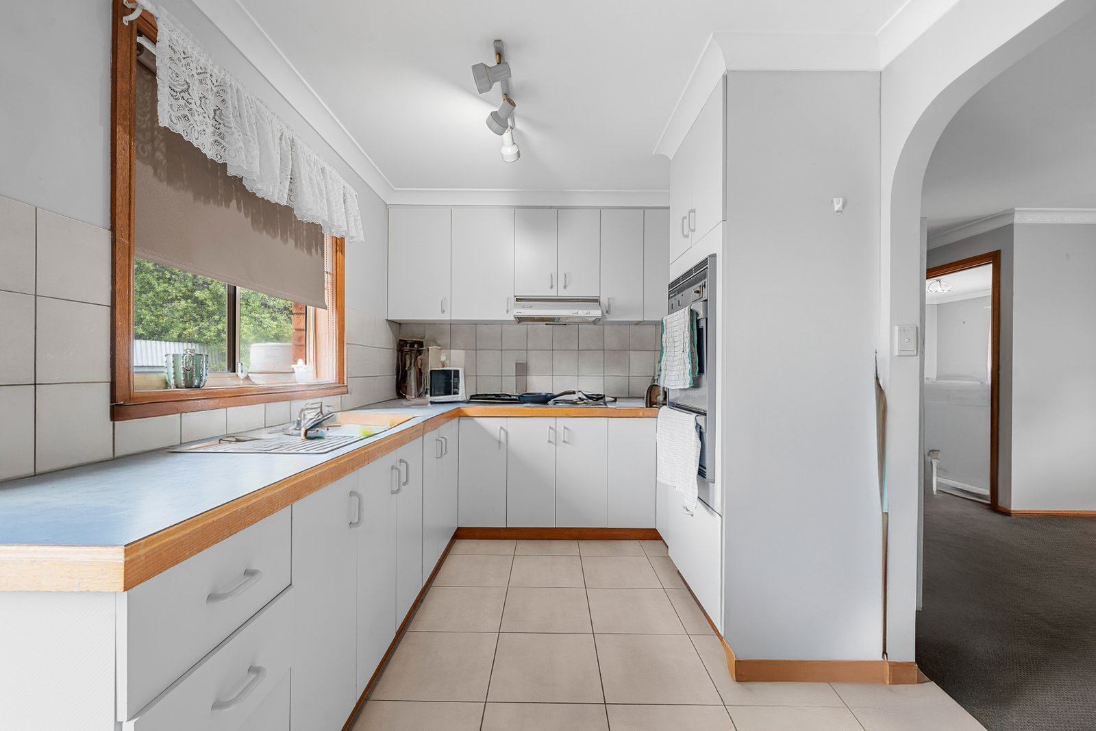 2/2 Borneo Place ASHMONT 3