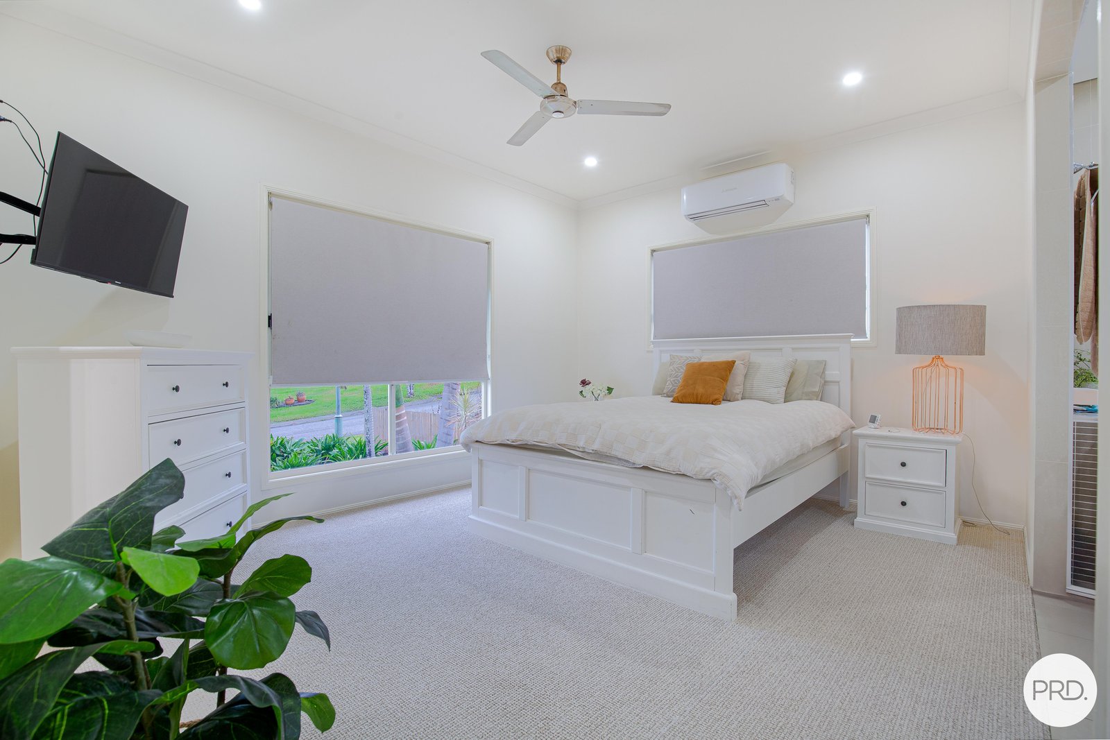 22 Botha Street BLACKS BEACH 10