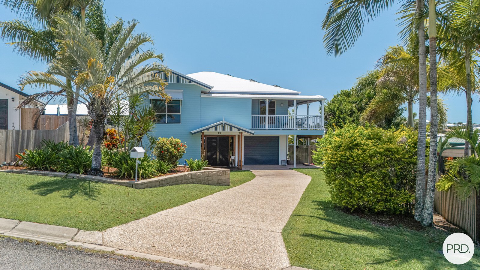22 Botha Street BLACKS BEACH 23