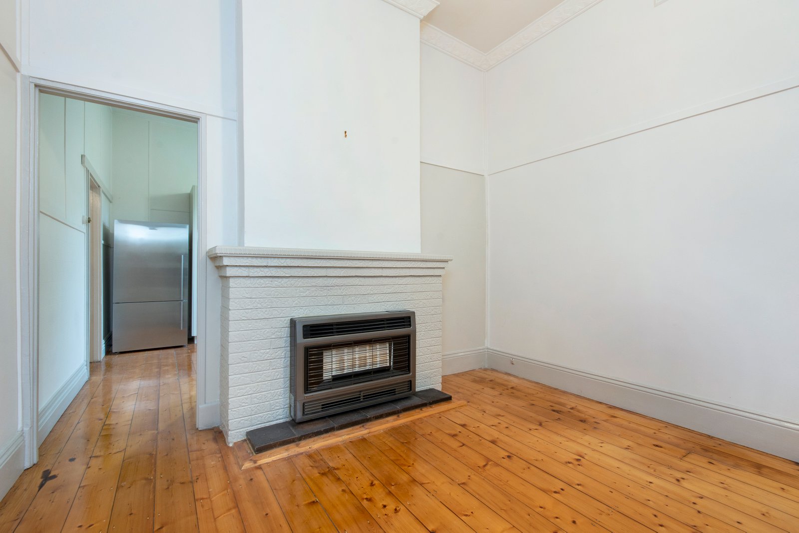 Gallery: 22 Bourke Crescent