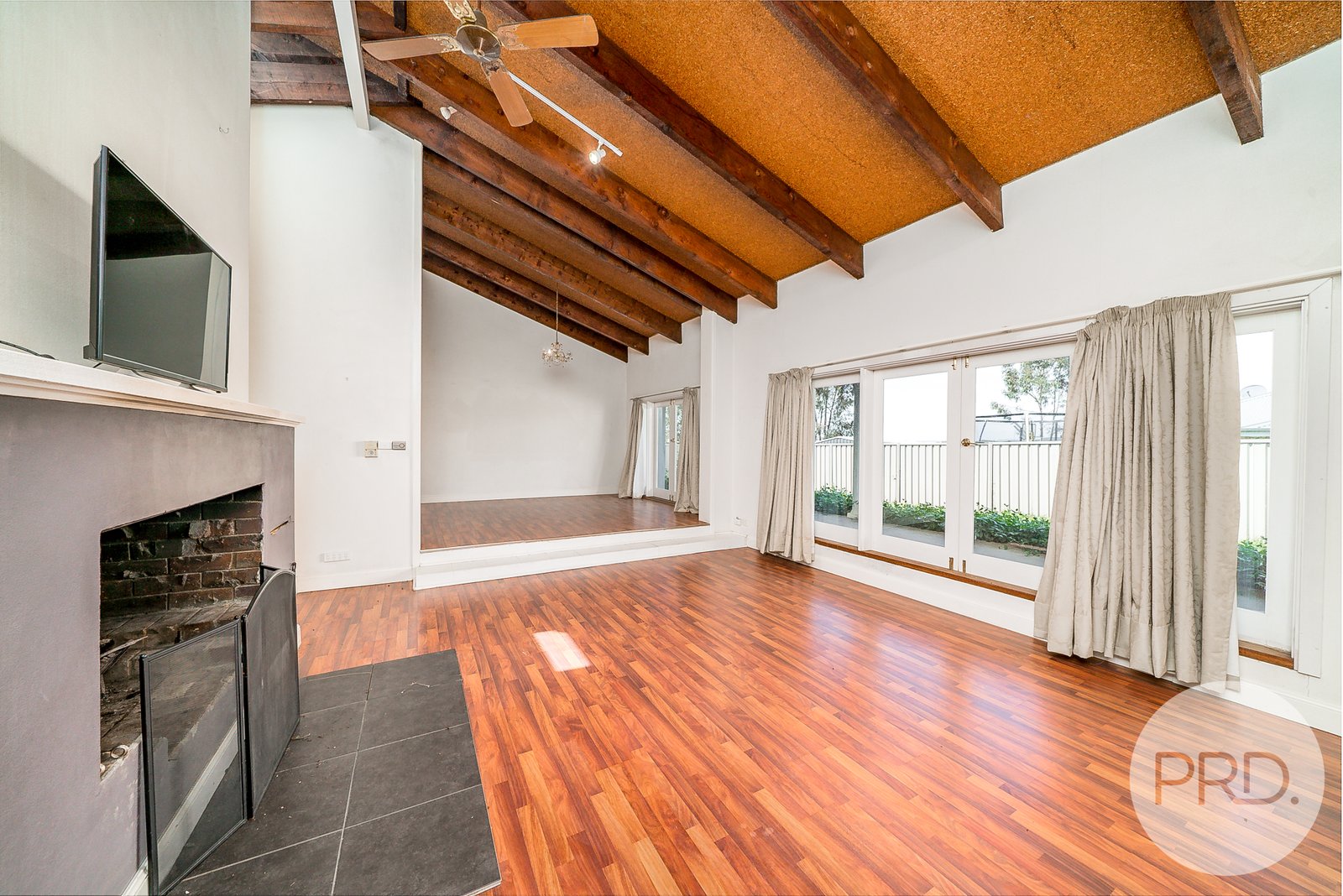 22 Bradman Drive BOOROOMA 6