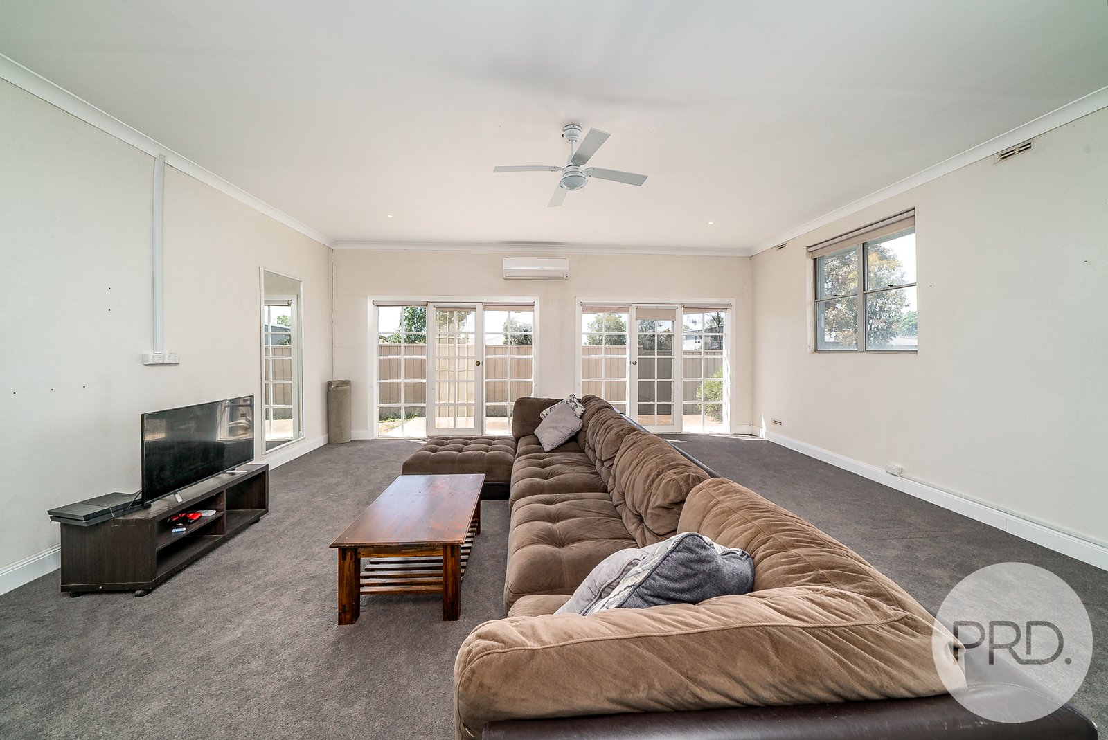 22 Bradman Drive BOOROOMA 7