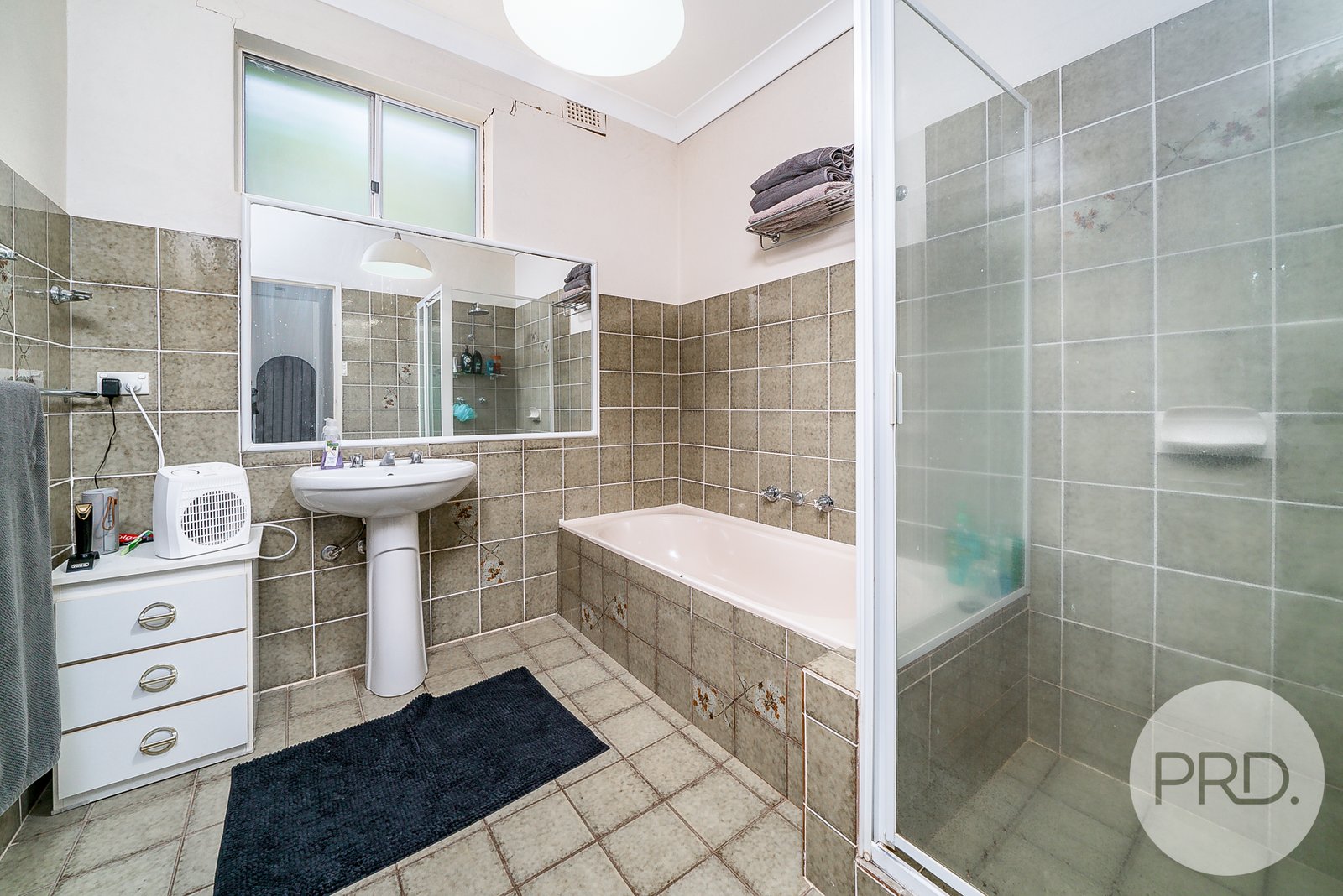 22 Bradman Drive BOOROOMA 14