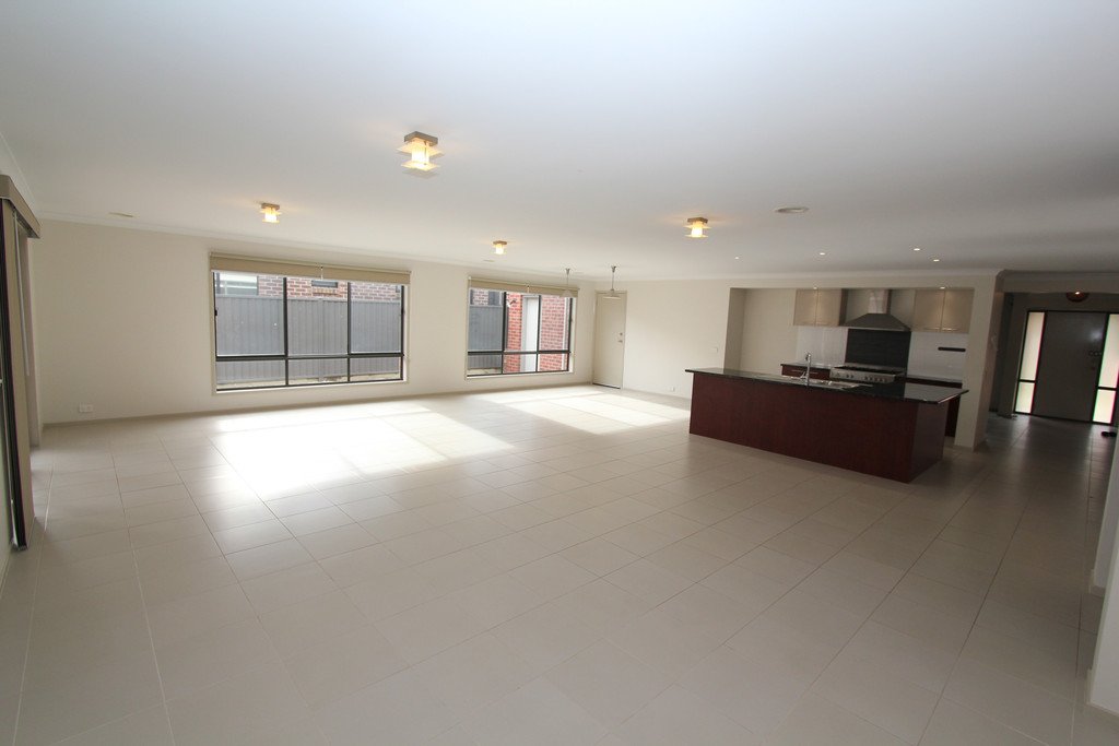 22 Brahman Drive DELACOMBE 8