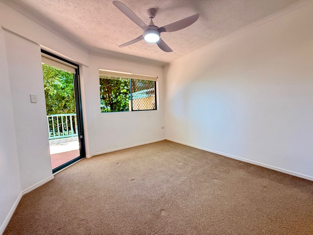 2/2 Brake Street Burleigh Heads 6