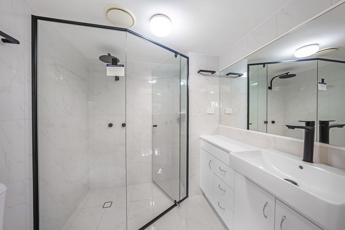 2/2 Brake Street Burleigh Heads 7