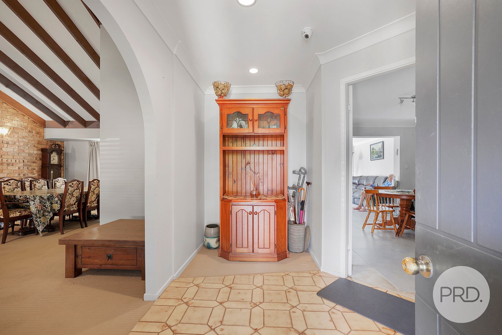 22 Brolga Way TAMWORTH 2