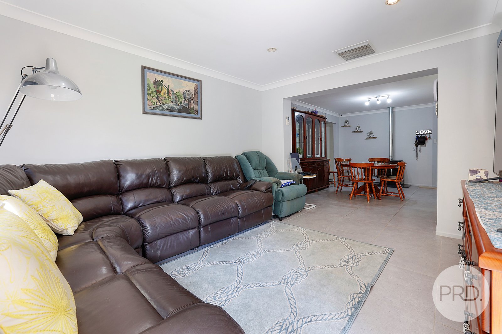 22 Brolga Way TAMWORTH 8