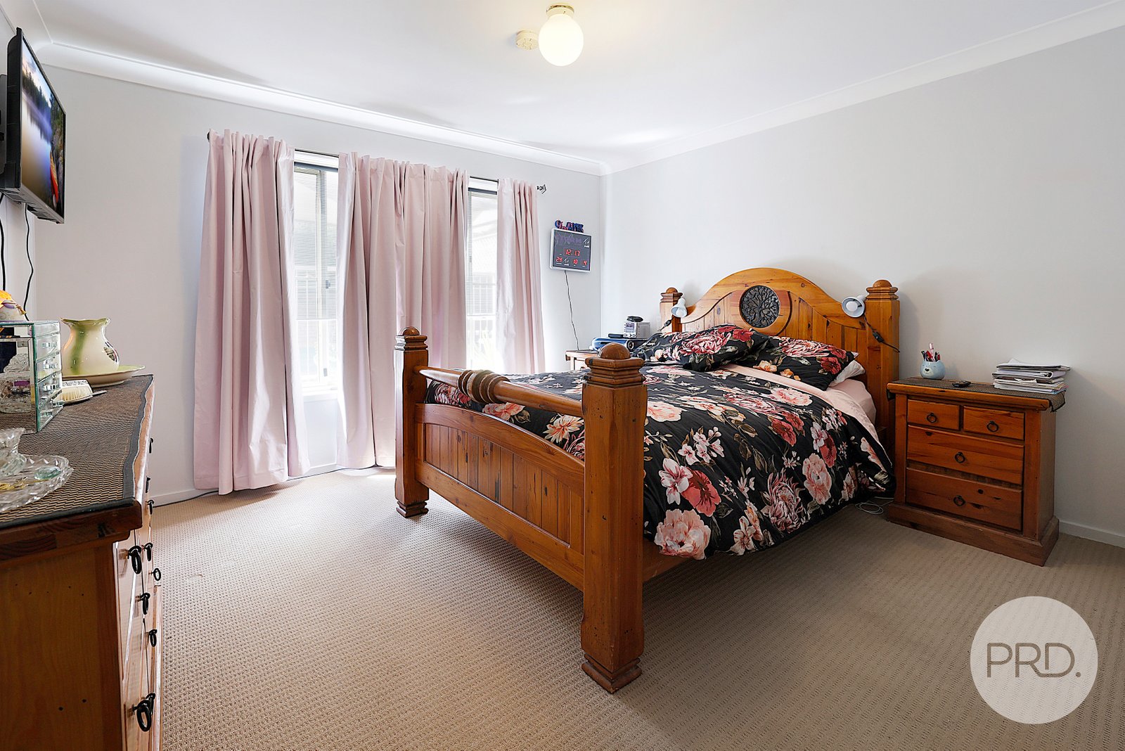 22 Brolga Way TAMWORTH 11