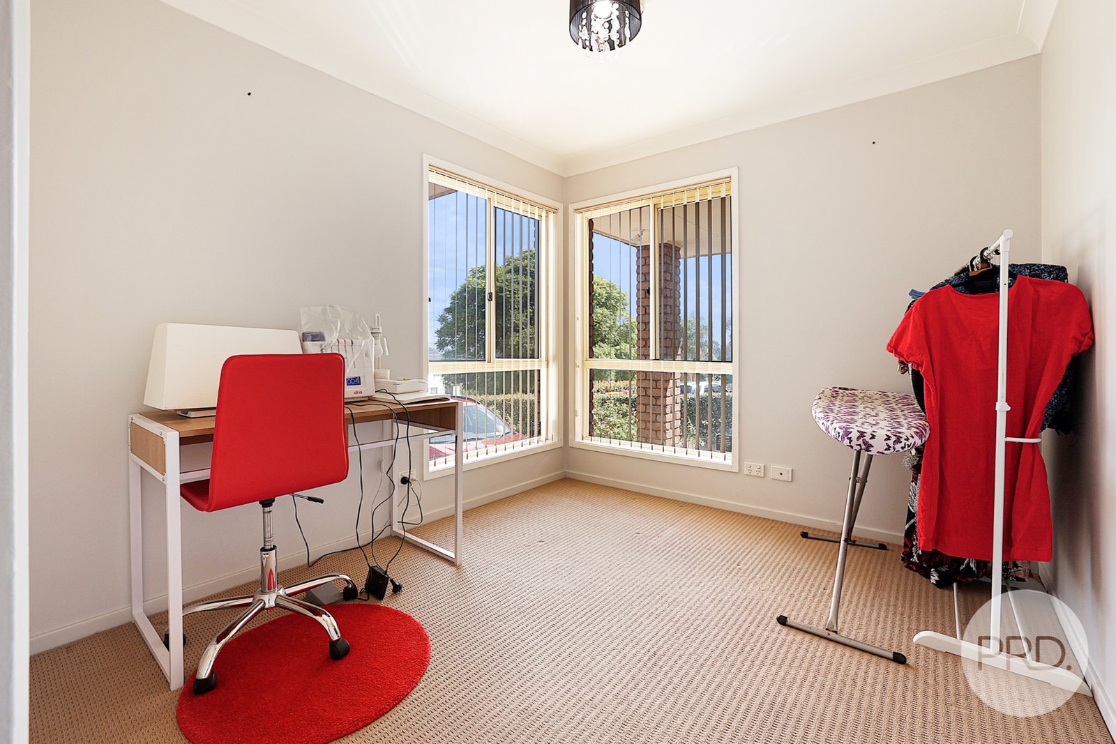 22 Brolga Way TAMWORTH 17