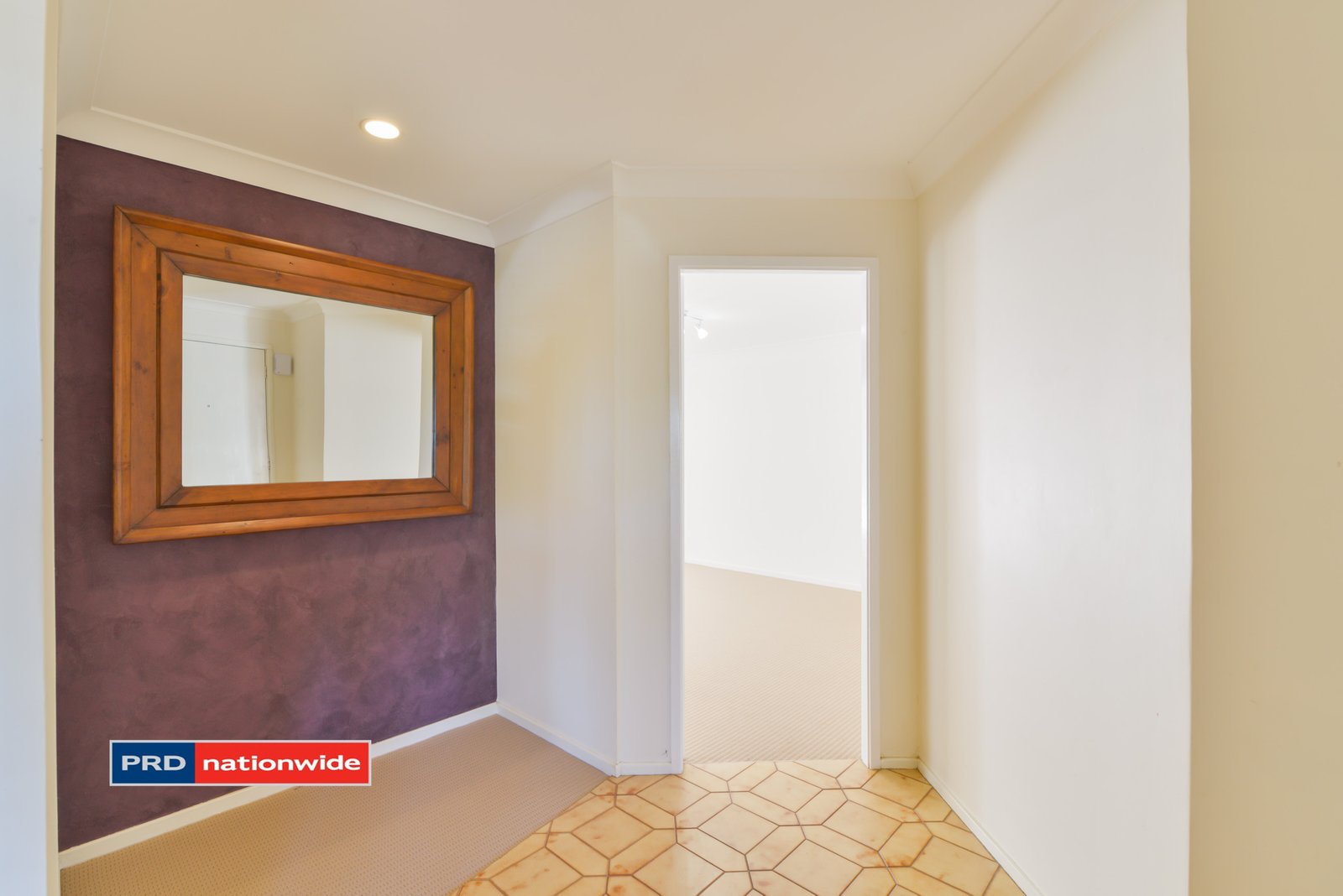 22 Brolga Way TAMWORTH 14