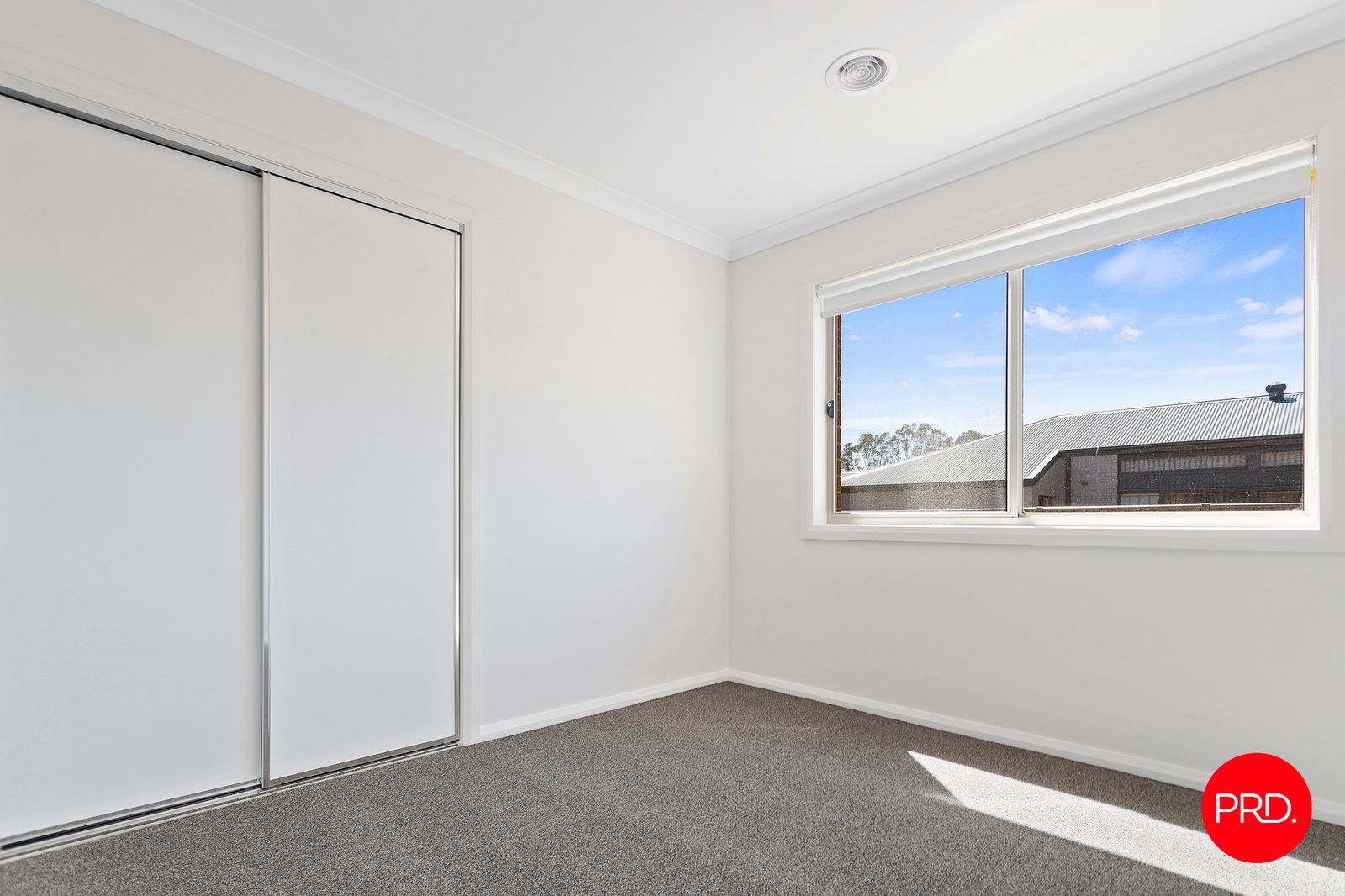 22 Brudian Drive STRATHFIELDSAYE 9