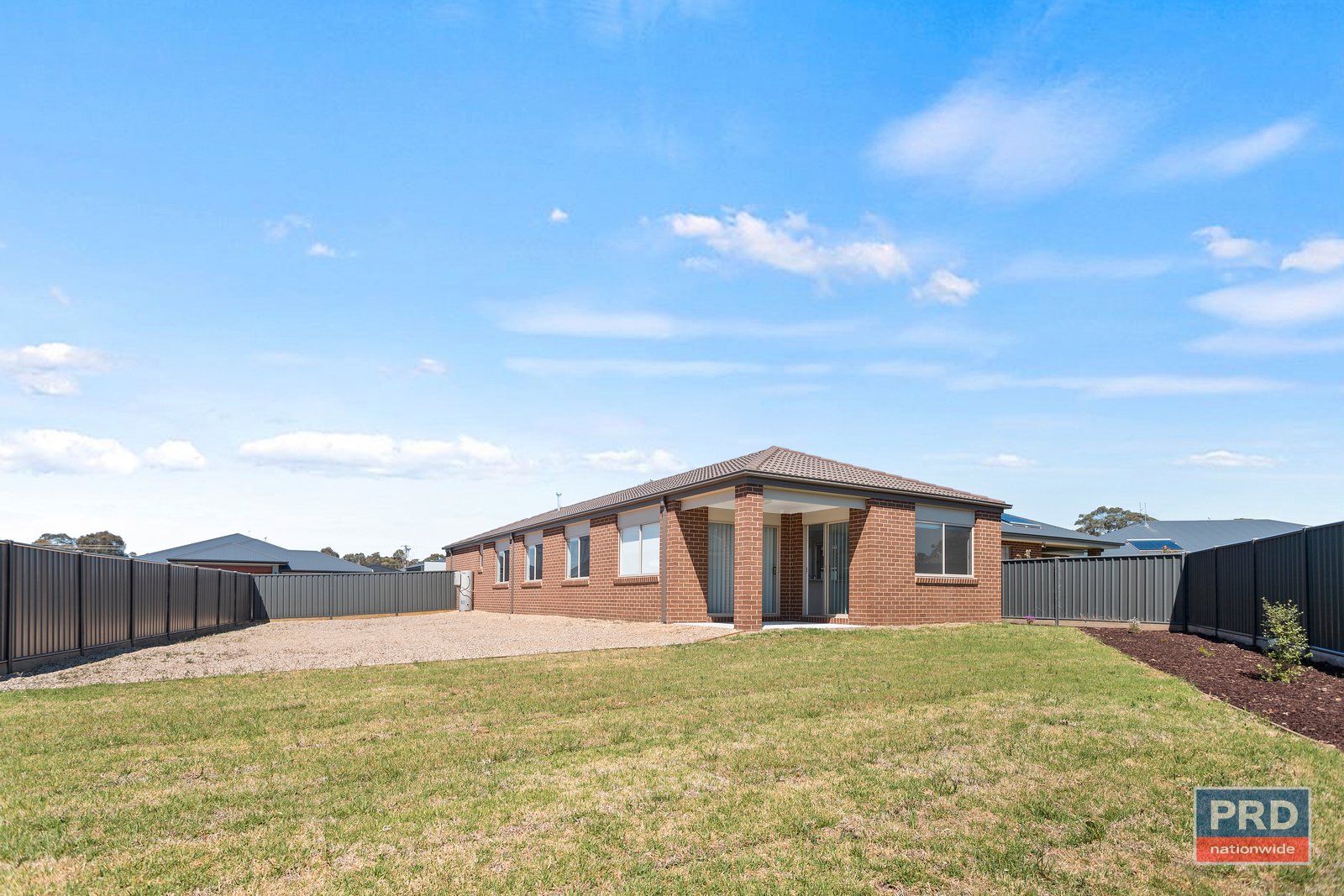 22 Brudian Drive STRATHFIELDSAYE 11