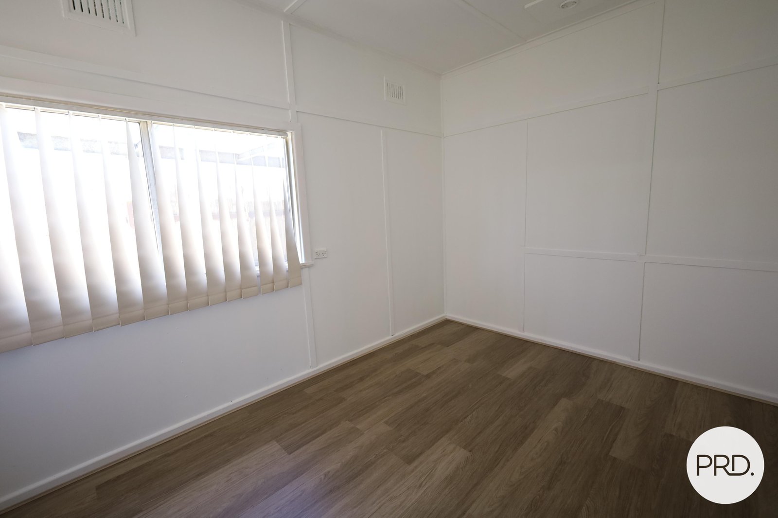 22 Buna Street ORANGE 4