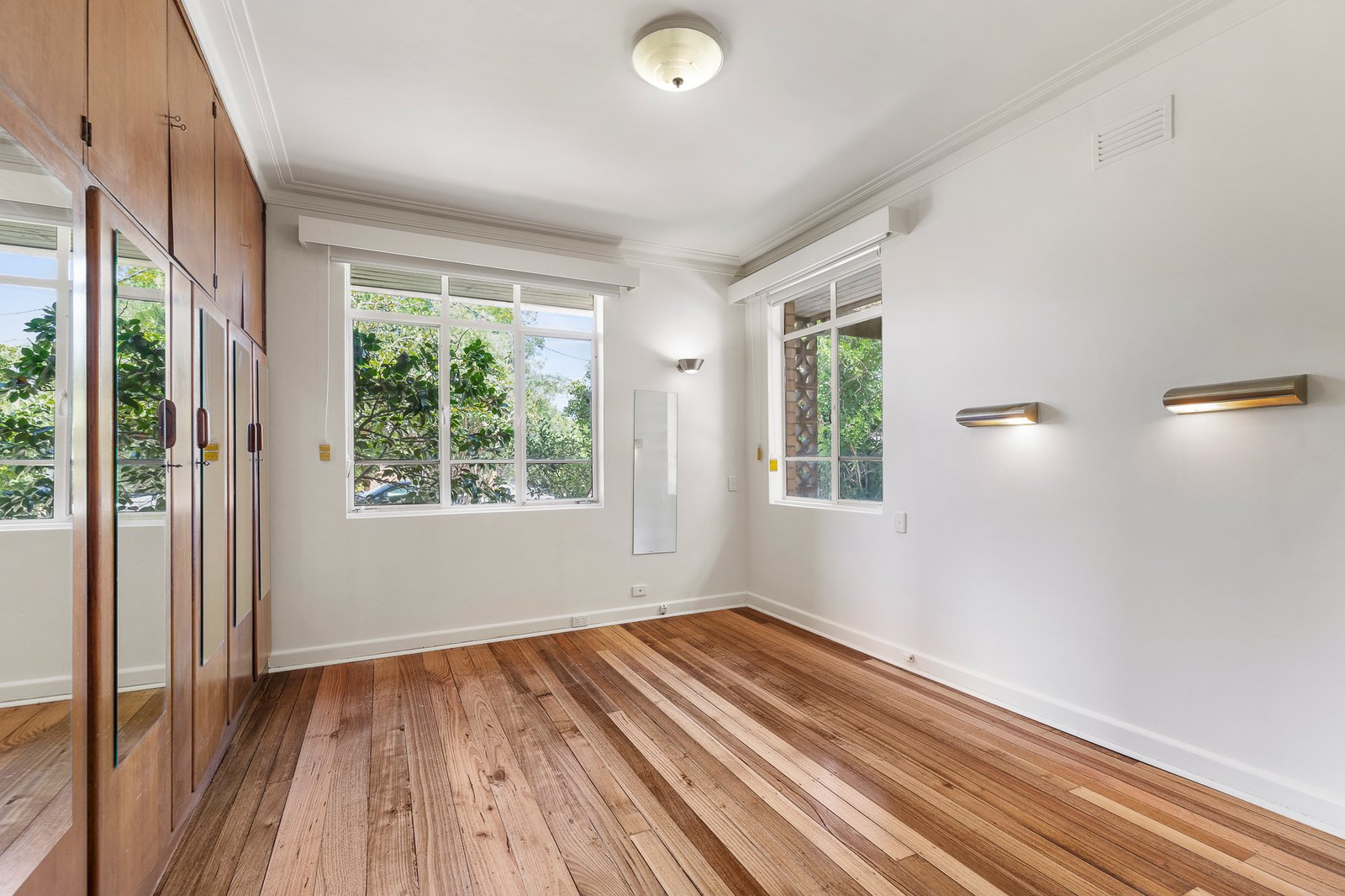 Gallery: 22 Burwah Avenue