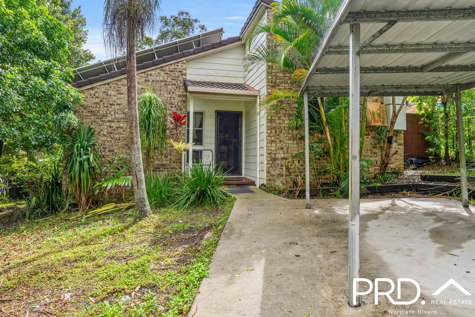 22 Campbell Crescent GOONELLABAH 2