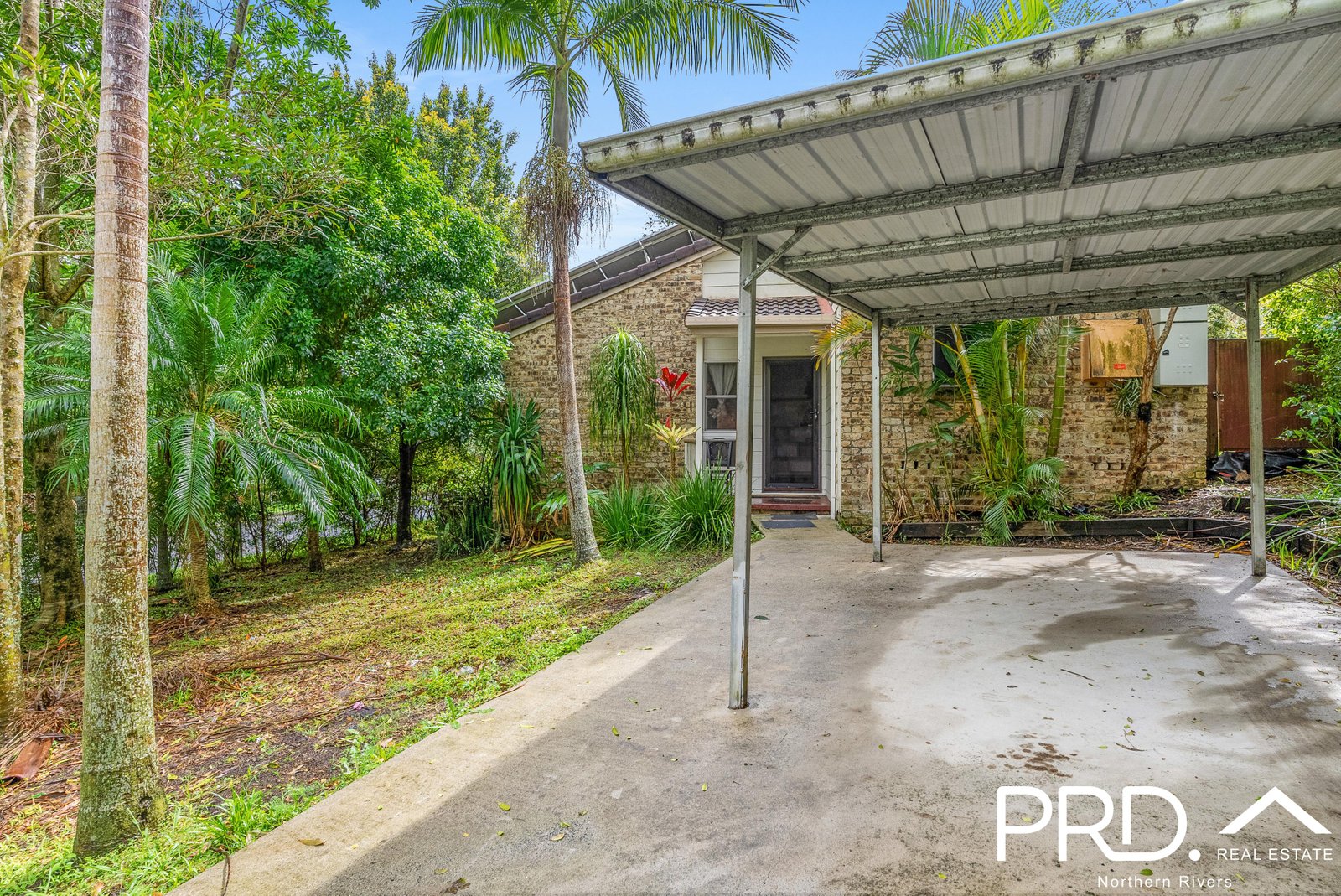 22 Campbell Crescent GOONELLABAH 13