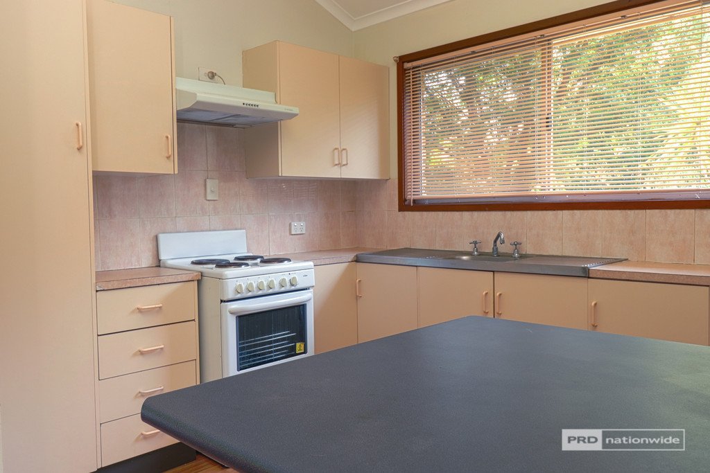 22 Campbell Crescent GOONELLABAH 5