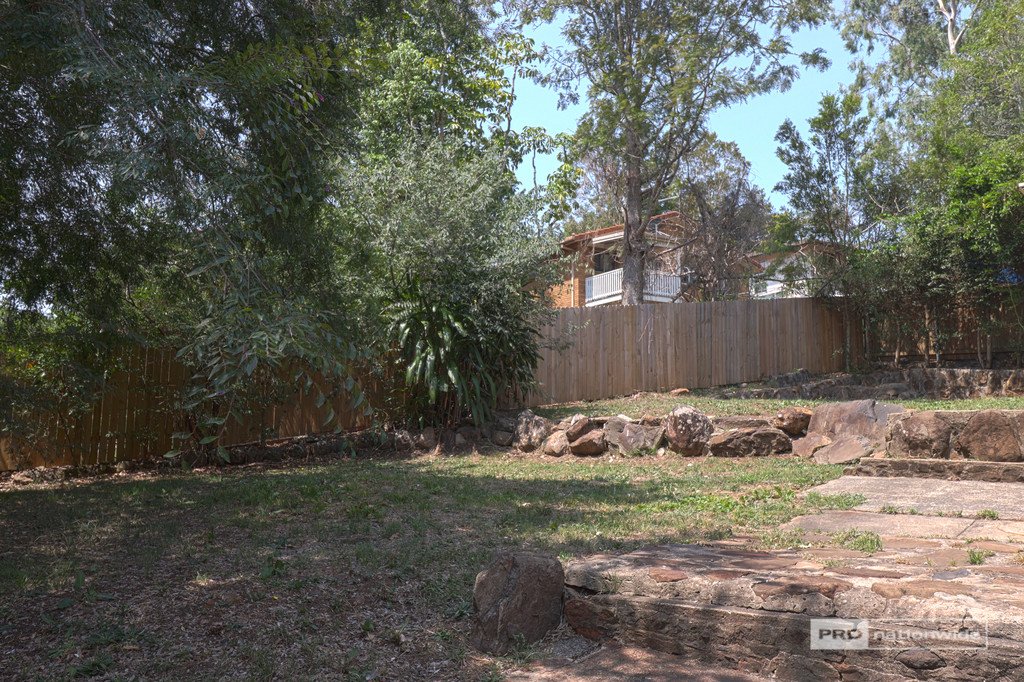 22 Campbell Crescent GOONELLABAH 10