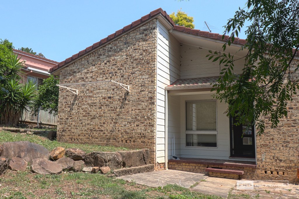 22 Campbell Crescent GOONELLABAH 11