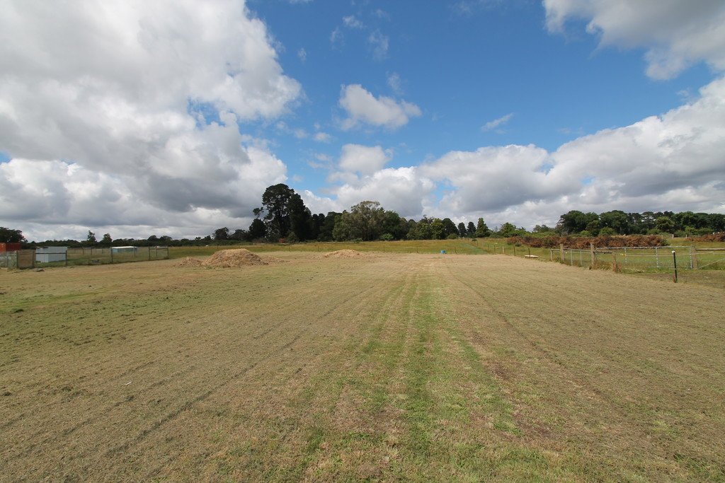 22 Careys Road SCARSDALE 11