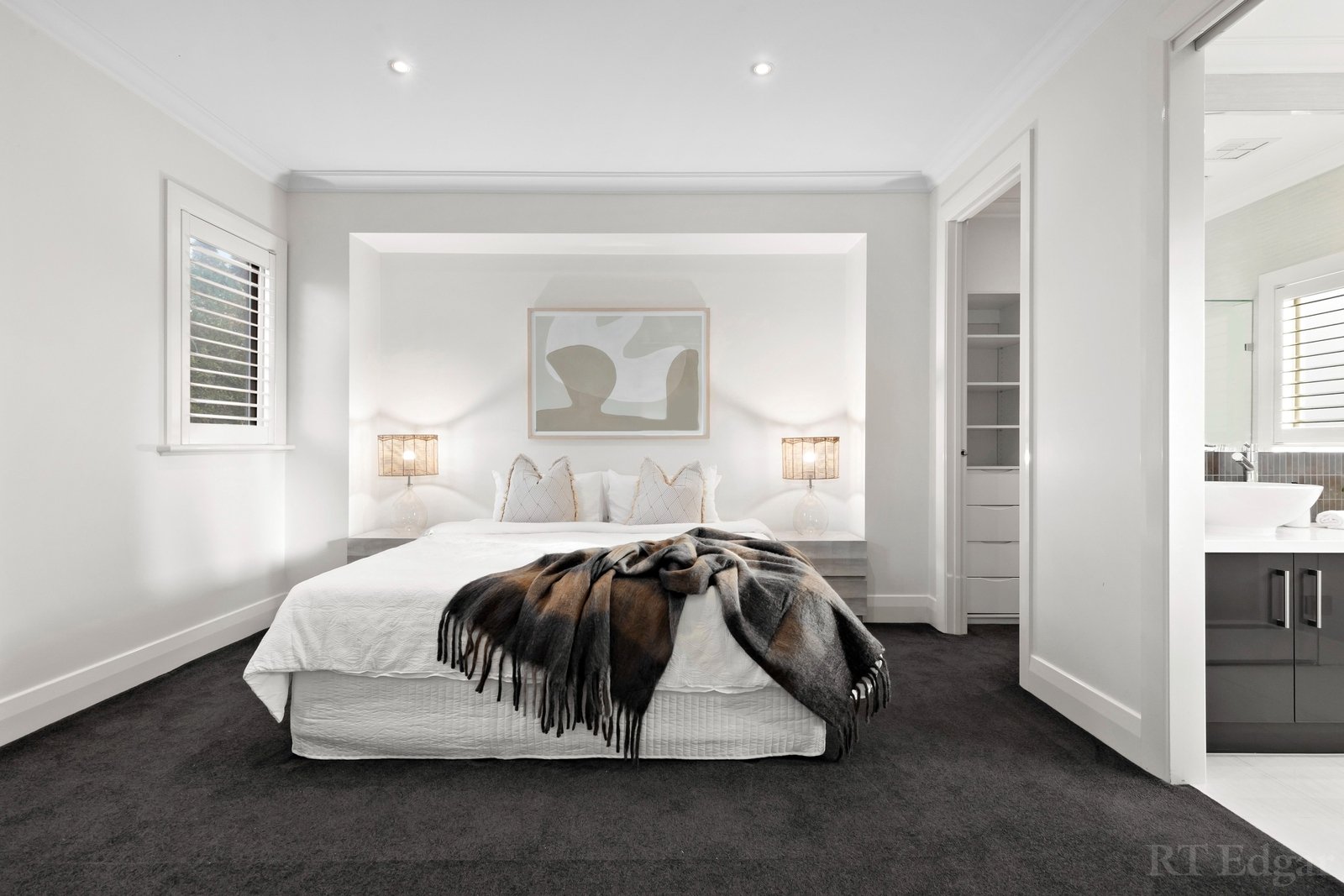 Real Estate and Property in 22 Carrington Street, Balwyn North, VIC