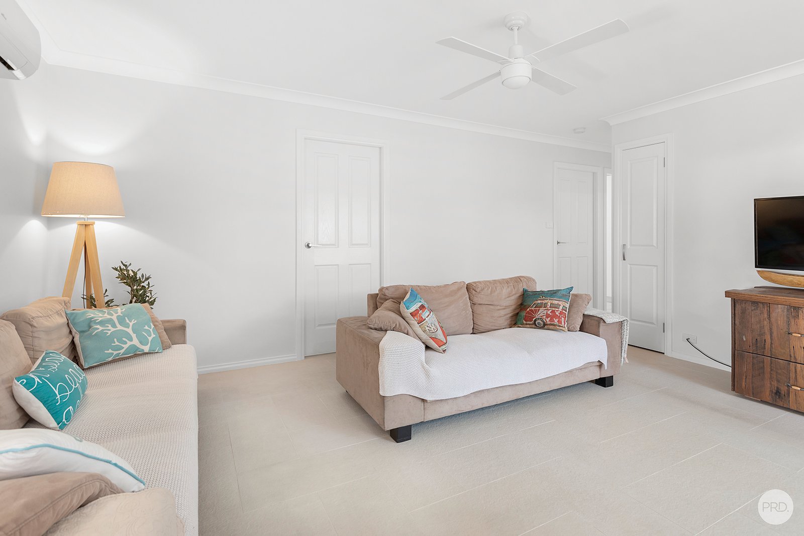 22 Castaway Close BOAT HARBOUR 18