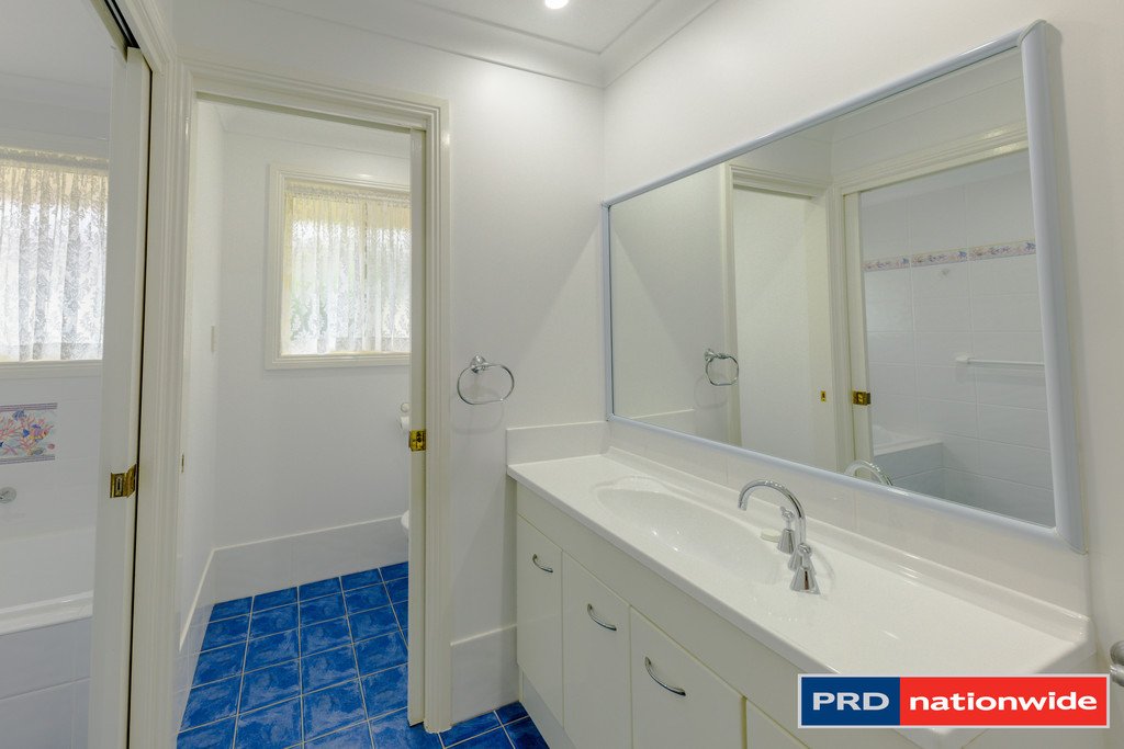 22 Casuarina Drive LAKEWOOD 10