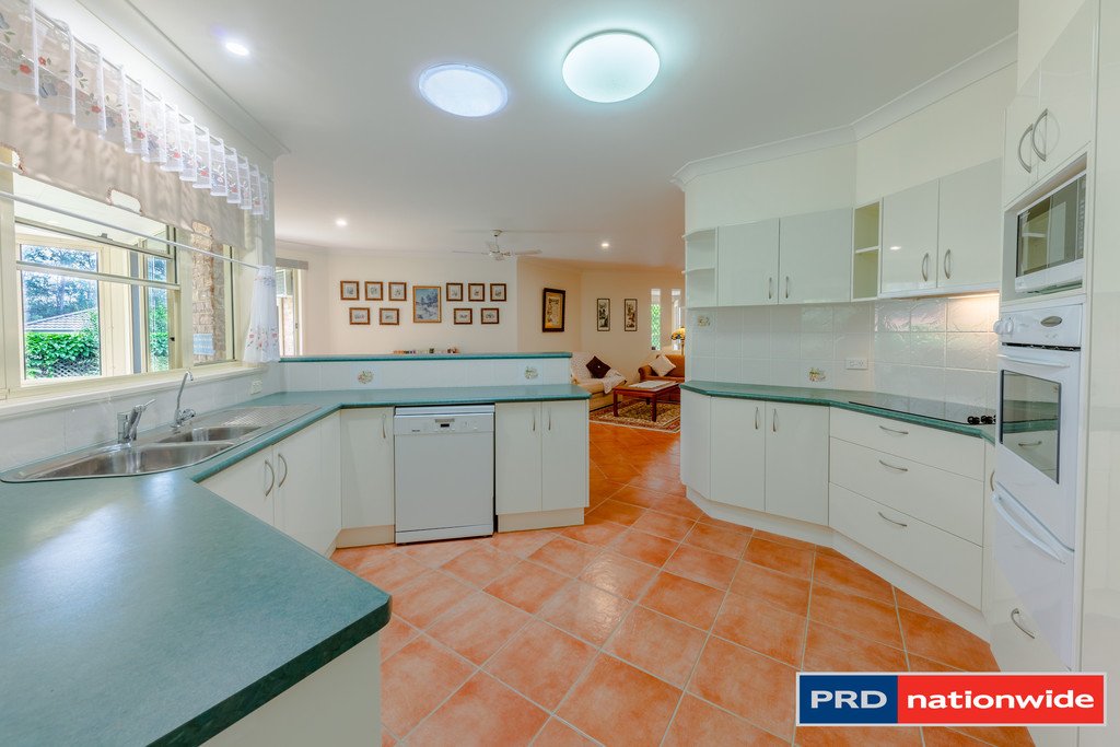 22 Casuarina Drive LAKEWOOD 12