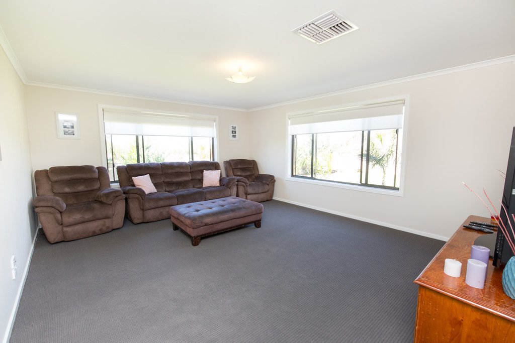 22 Casuarina Way BURONGA 6