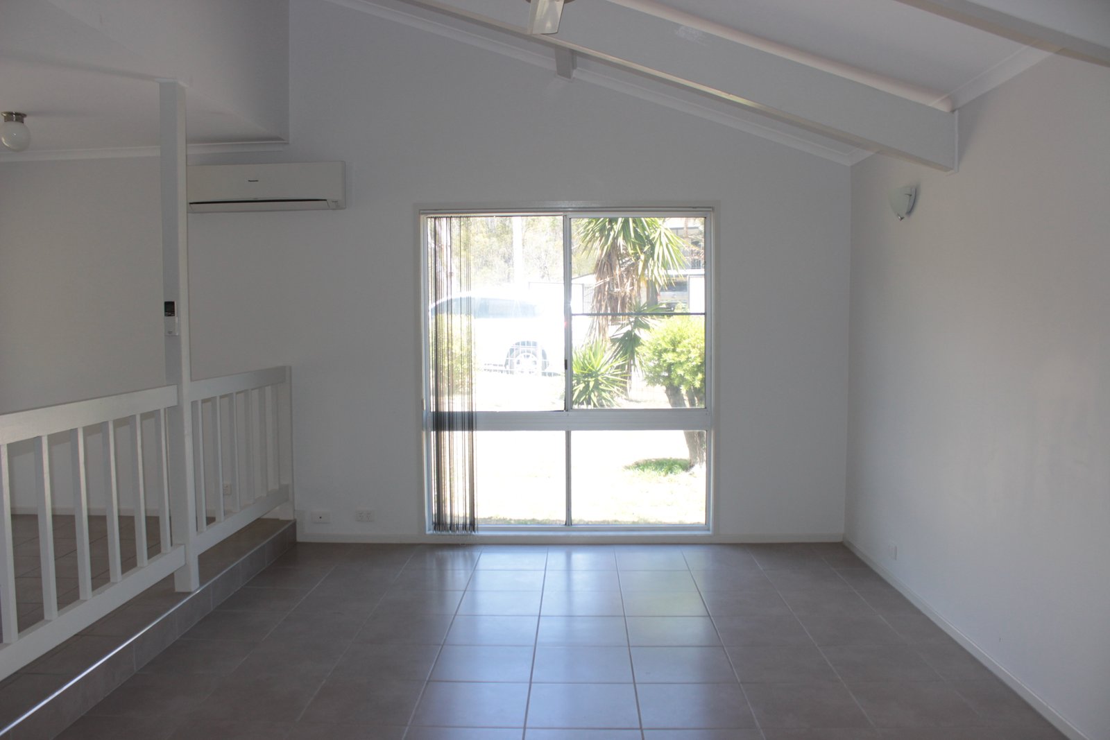 22 Centenary Drive BOYNE ISLAND 5
