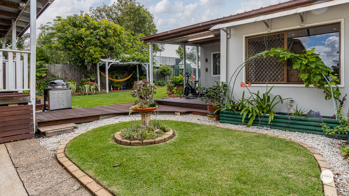 22 CHESNEY Street CARINA 8