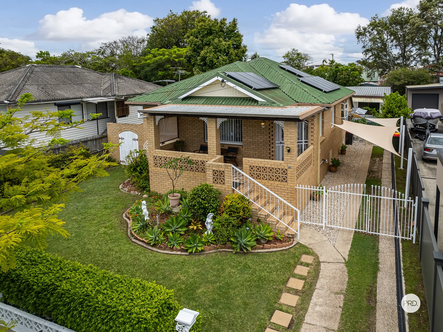 22 CHESNEY Street CARINA 22