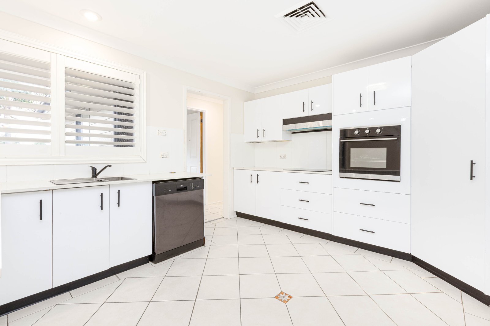 22 Chichester Avenue TARRO 7