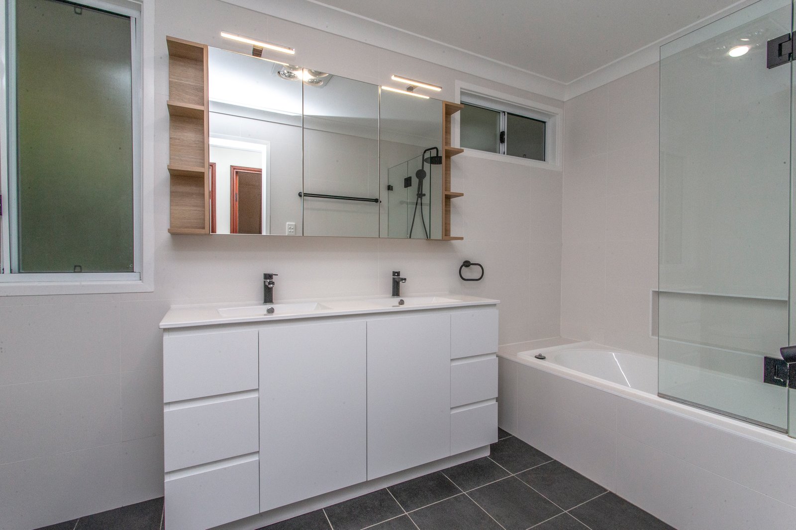 22 Christabel Street LAWSON 8